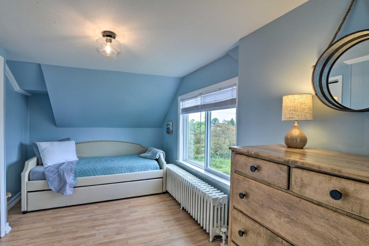 Enchanting Family House With Balcony Less Than 3 Mi To Wvu! มอร์แกนทาวน์ ภายนอก รูปภาพ
